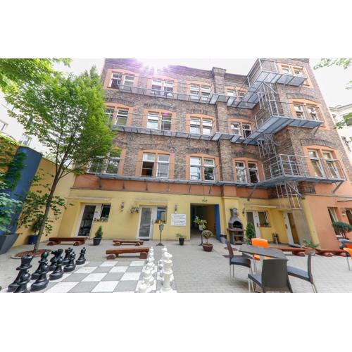 Do Step Inn Home - Hotel & Hostel