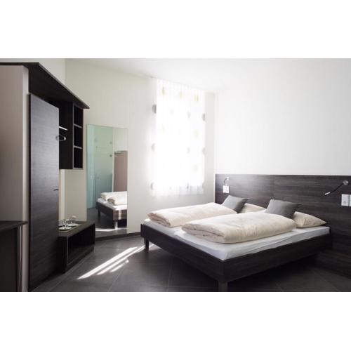 eee Hotel Traun
