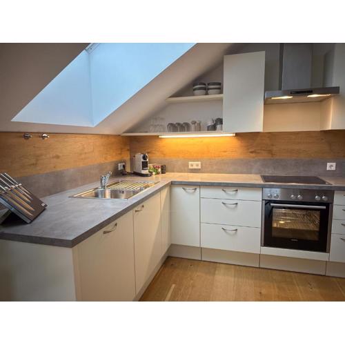 "EIGHT" Premium Apartments Seekirchen, charmante 3-Zi-Dachgeschoss-Wohnung mit Balkon