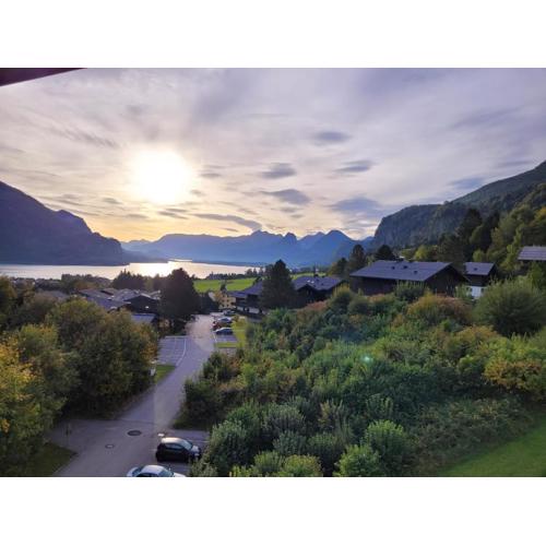 Einraum Studio mit Berg- und Seeblick