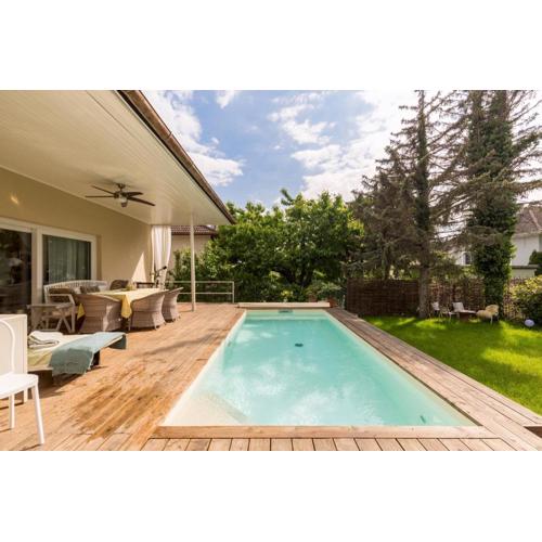 Elegant Pool Bungalow - Vienna City Limit