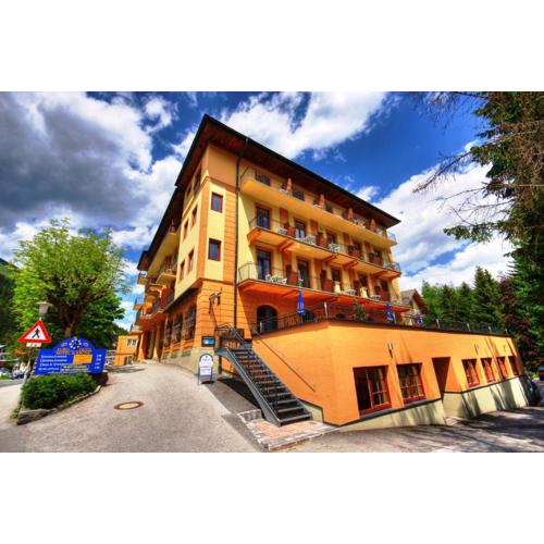 Euro Youth Hotel & Krone