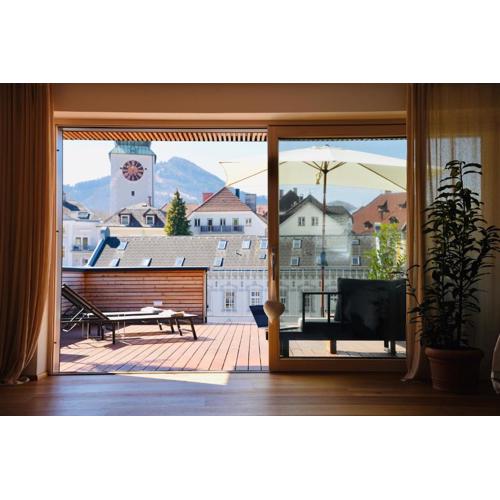 Exklusive Dachgeschoß-Suite mit Sauna & Terrasse