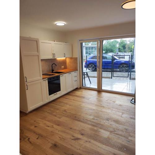 Exklusives Studio gegenüber der Uno-City und Kaiserwasser