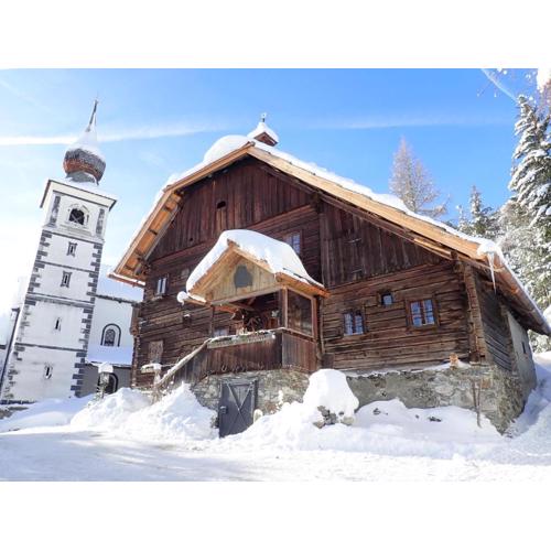Farmhouse in Weißpriach near Mountain Lakes