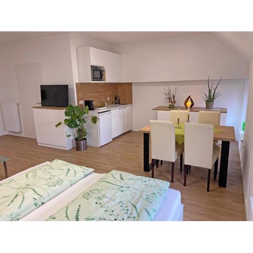 Ferien-Wohnung für 1-4 Pers in Seenähe