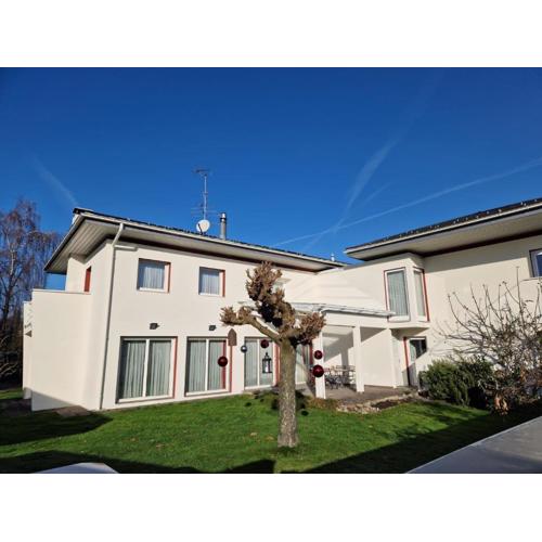 Ferienhaus 80er Liebe mit Whirlpool