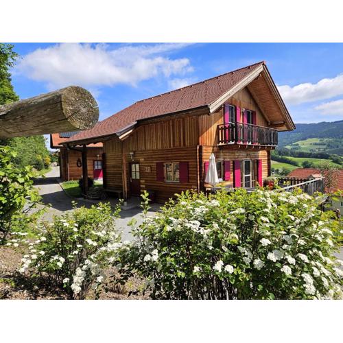 Ferienhaus in ruhiger Lage - 3 Schlafzimmer- große Terrasse