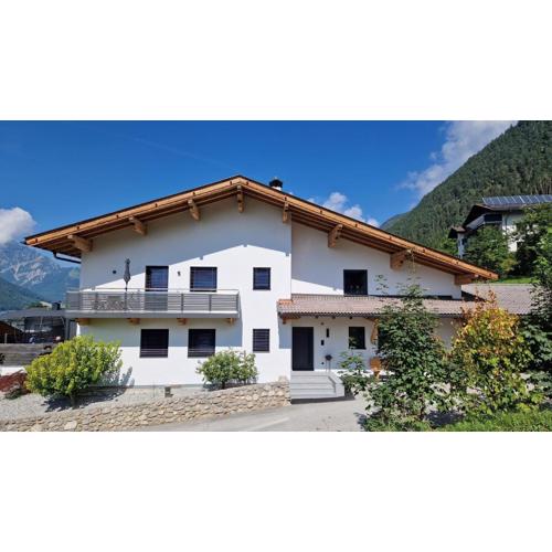 Ferienwohnung Bergzauber
