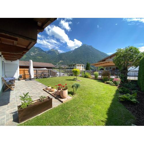 Ferienwohnung Rofanblick