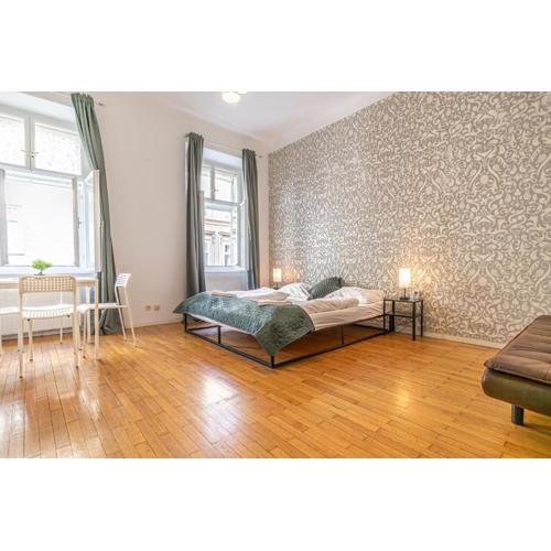 Friendly 2BR Apt Near Rennweg & Belvedere Palace