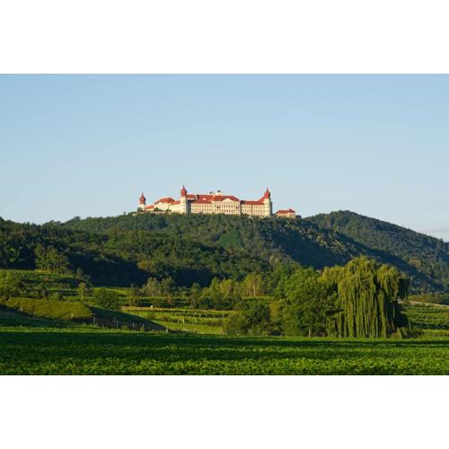 Gästehaus Benediktinerstift Göttweig - Bed & Breakfast Monastery