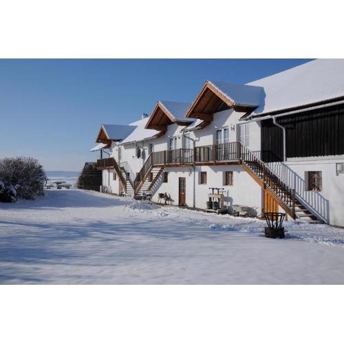 Geinberg Suites & Via Nova Lodges