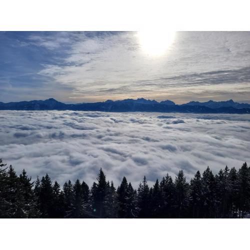 Gerlitzen, Kanzelhöhe, Über den Wolken, Haus Enzian