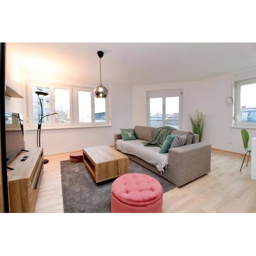 Graz central Penthouse Style Apt