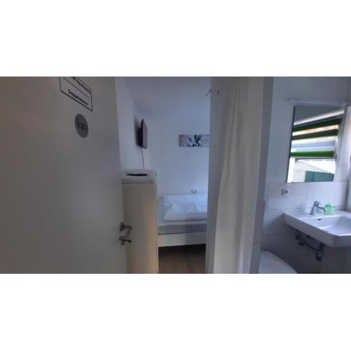 Green Hill Rooms