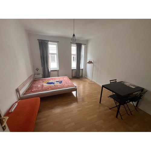 Großes Zimmer 20qm