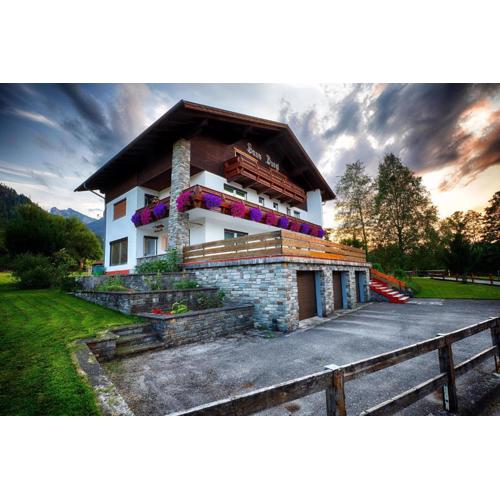 Haus Burgel inklusive Königscard