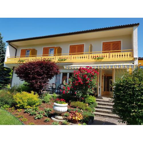 Haus Golker Ferienwohnungen & Frühstückspension