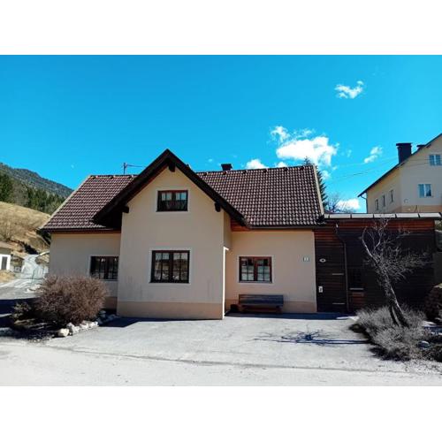 Haus in den Bergen! Österreichs Dorfperle