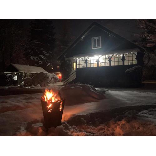 Haus mit Sauna und privatem Badeteich in Anif bei Salzburg