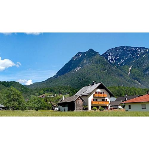 Haus Moni
