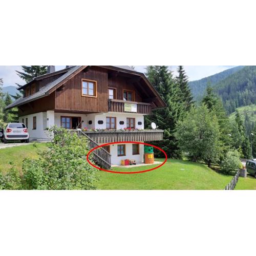 Haus Nockalm ski to door budget friendly apartment