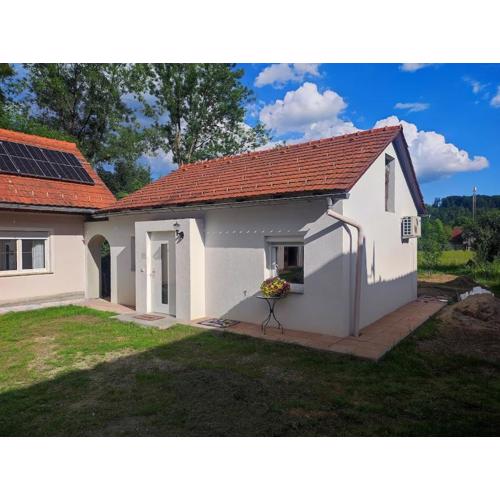 Haus Yuphin