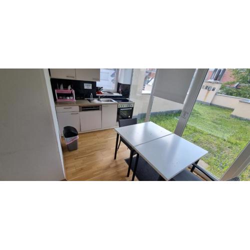 Helles Zimmer mit Dachterrasse Nahe Schönbrunn