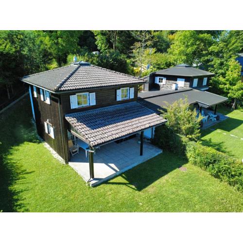 Holiday Home Haus direkt am Ossiacher See by Interhome