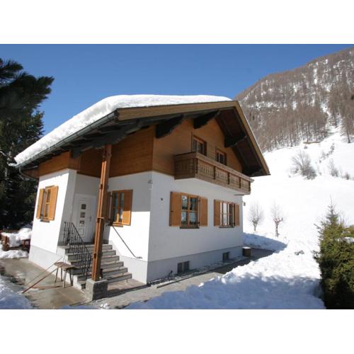 Holiday Home in Rennweg near Ski Slopes