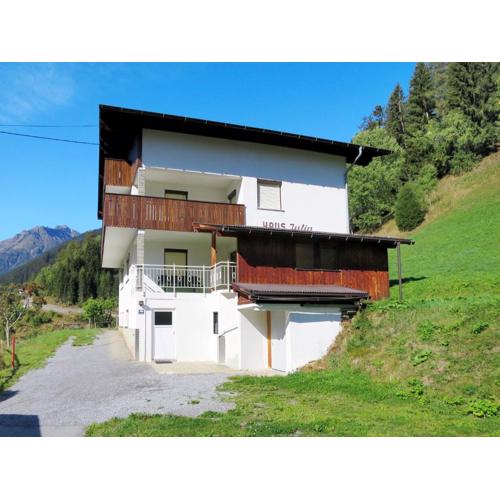 Holiday Home Julia by Interhome