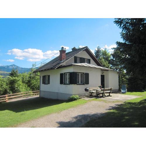Holiday Home Landhaus Grüne Oase by Interhome