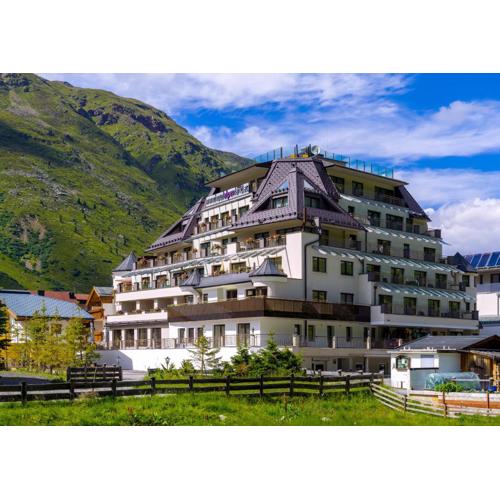 Hotel Alpenland