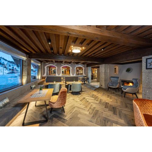 Hotel Alpina