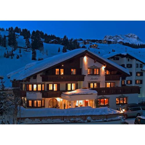 Hotel Garni Sursilva