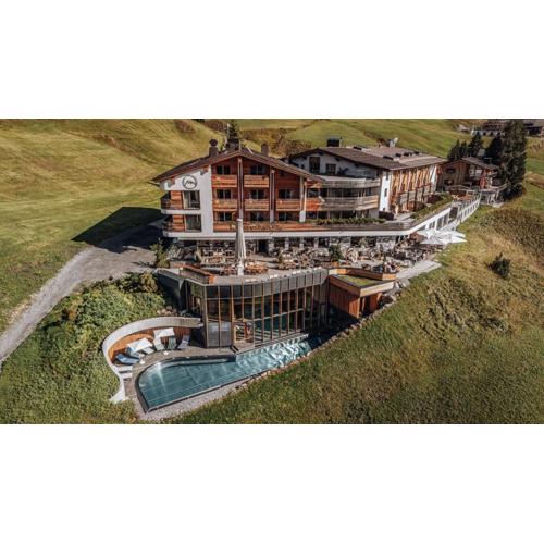 Hotel Goldener Berg