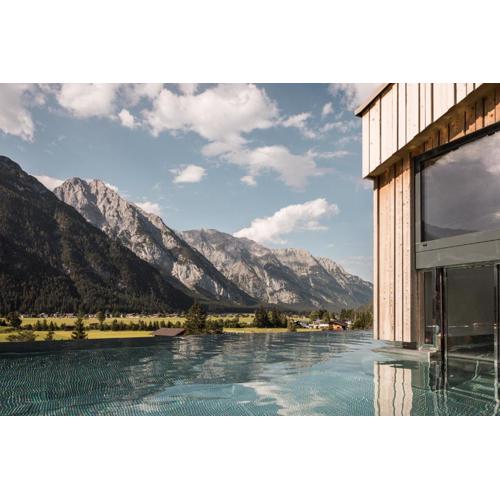 Hotel Kristall - Adults only