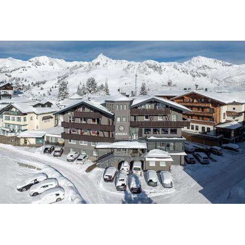 Hotel Kristall