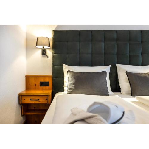 Hotel loj - our kind of place