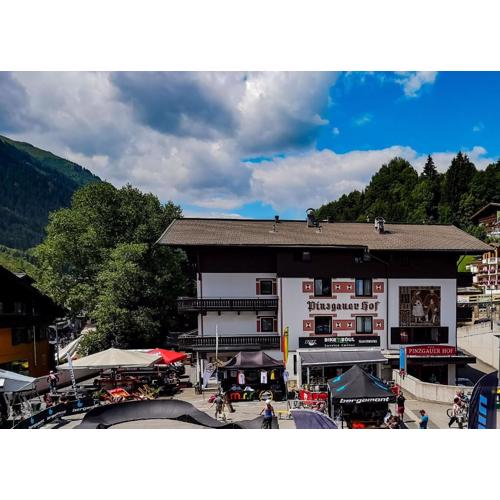 Hotel Pinzgauerhof - Inclusive Evening Dinner