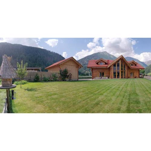 Houghton Haus