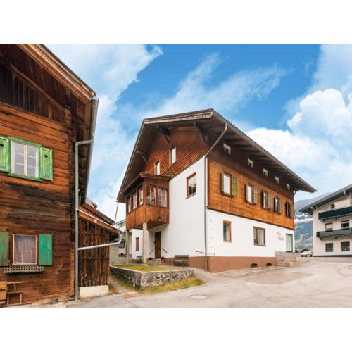 House in Fügen near Zillertal Ski Slopes