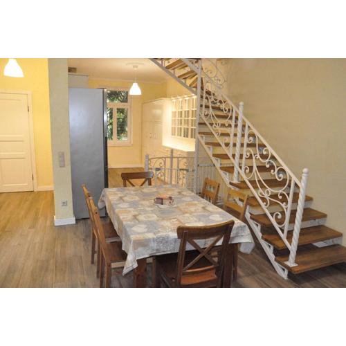 House near to Schönbrunn - Free Parking - 24-7 Check in - 8 Person