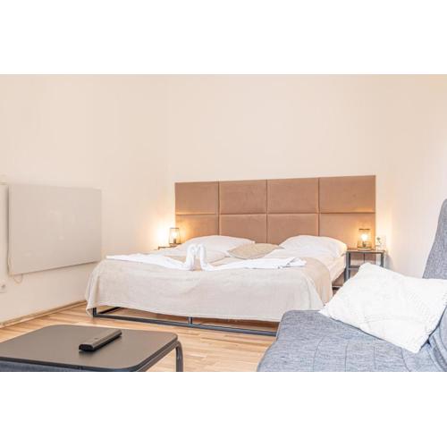 Inviting Economy 1BR Apt. with the best Location