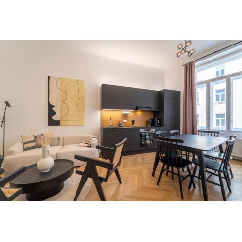 josef's home I Deluxe Apartment in Ideal Location