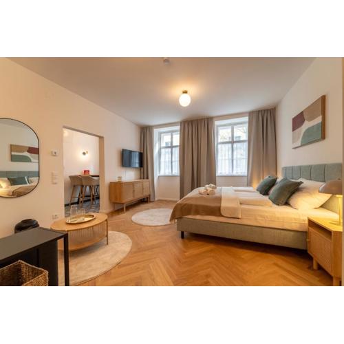 josef's home I Tassilo