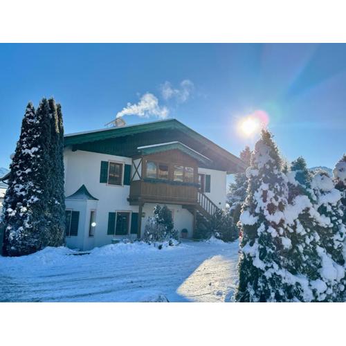 JUCHEEE ChaletSuite in Tonis cozy Guesthouse by Alpin Charme Apartments