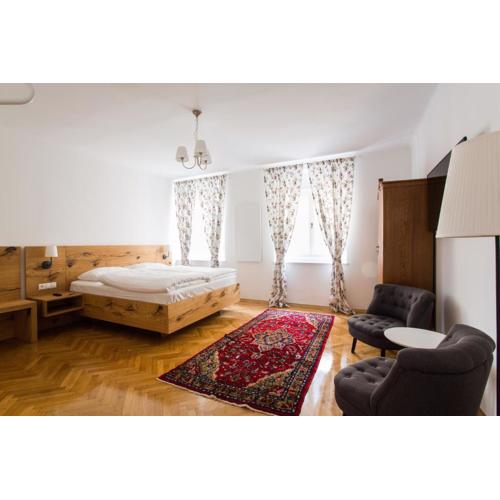 KIRCHENWIRT an der Weinstrasse - Boutique Hotel