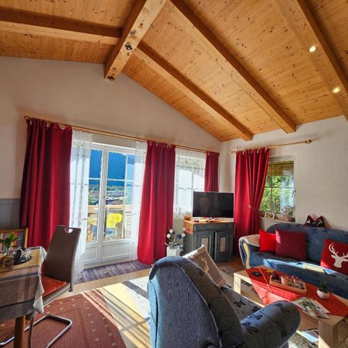 Komfort-Ferienwohnung Südbalkon, WOHNZIMMER, 2 SZ, ruhige Lage - TIROL
